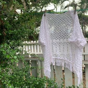 And & Kate white outerwear 🤍